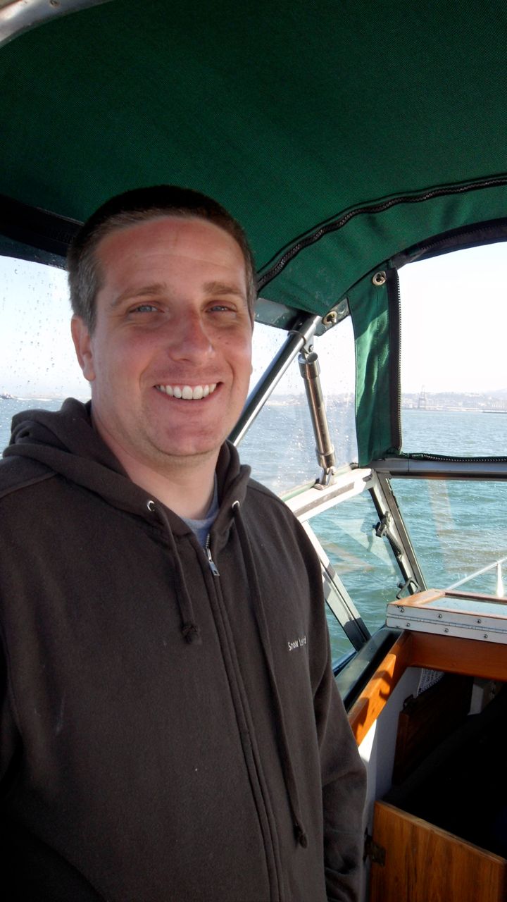 Sunburnt Captain Myke