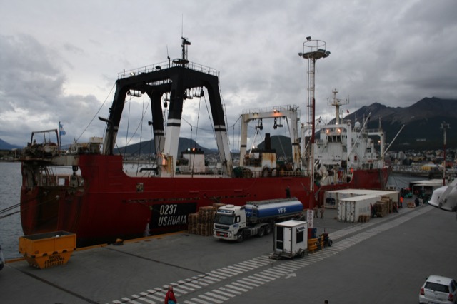 Centurión del Atlántico, a fishing boat, also at port