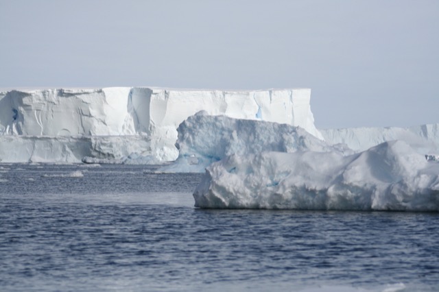 Perfect white snowpack