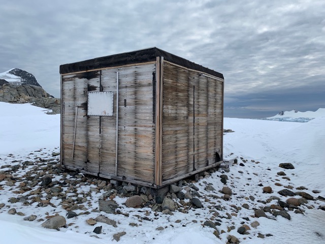 Back of Ronne Hut