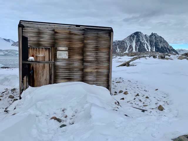Ronne Hut