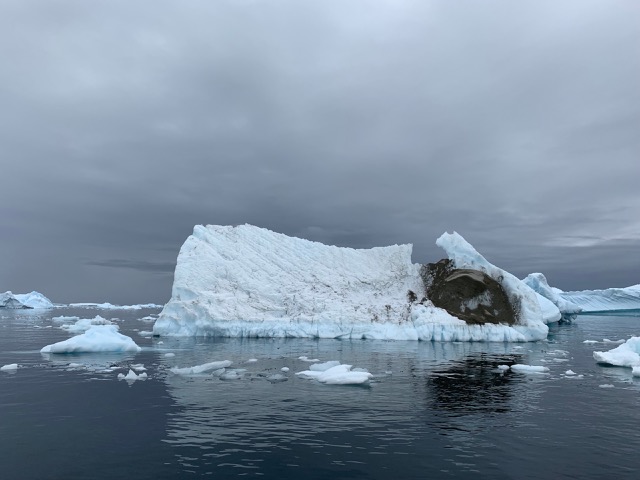 Mound of dirt in an iceberg was probably carried from long away