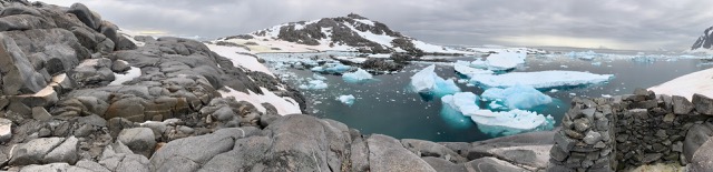 Pano at the magnetic research station