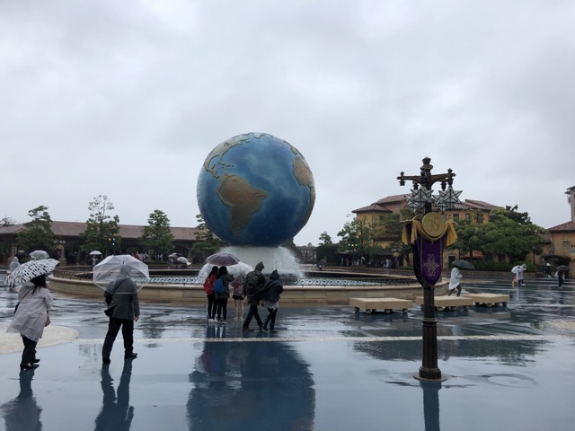 DisneySea Plaza