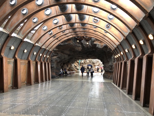 Tunnel into Mysterious Island