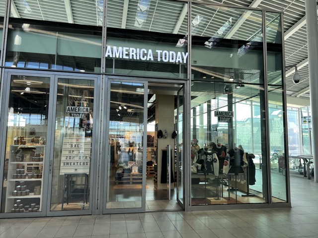 America Today store at AMS airport