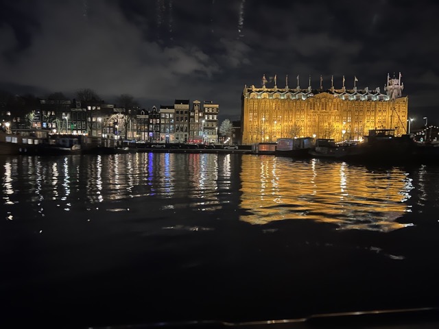 Scheepvaarthuis (Shipping House)
