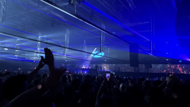 MaRLo performing Teresita by Pns