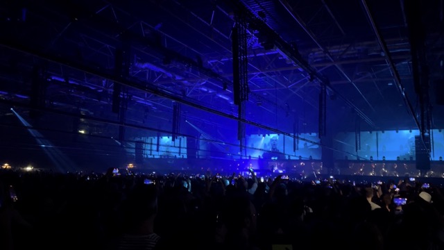 Armin van Buuren playing Sweet Dreams by Eurythmics