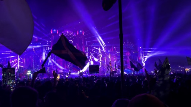 Sara Landry playing The Emptiness Machine (Creeds Remix) by LINKIN PARK