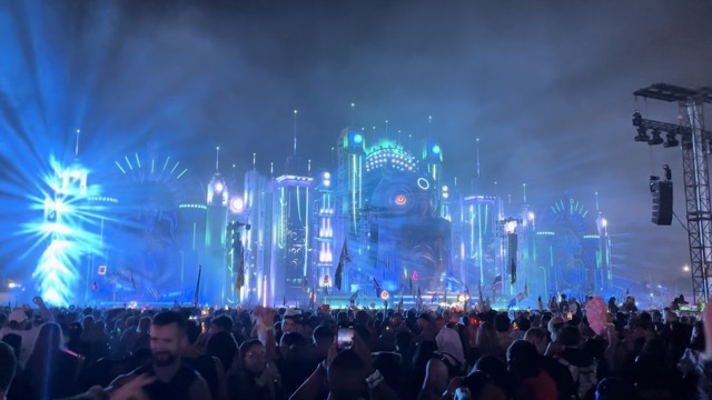 Chris Lake's Remix of Messy by Lola Young (way better than the original)