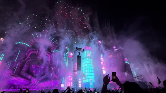 Kinetic Celebration: City of Sound and Fireworks