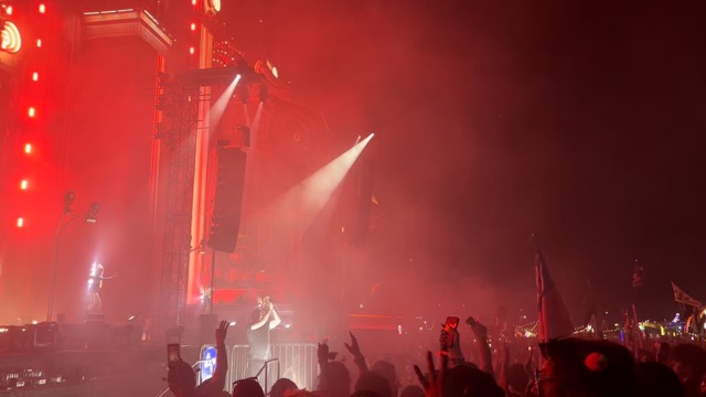 Zedd playing Animals by Martin Garrix