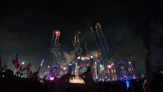 Intermezzo: Technopolis