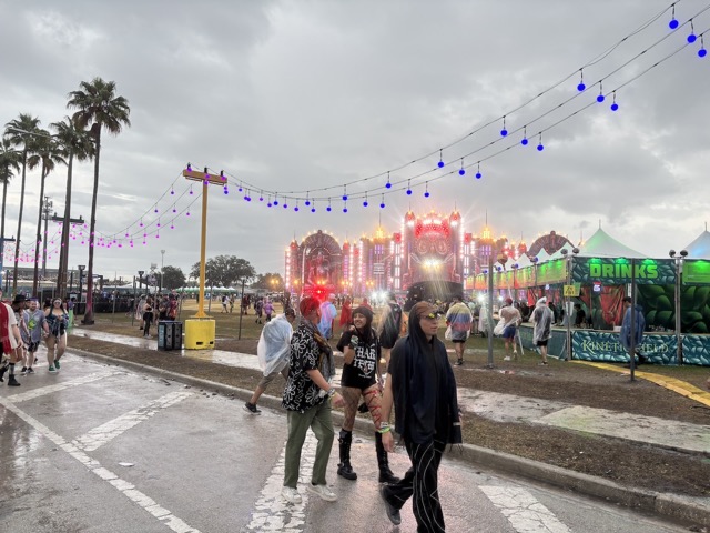 As soon as the rain slows down, we're back at it!