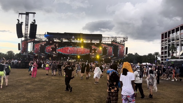 Wuki kicking things off again with the Ring of Fire