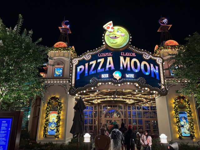 Pizza Moon restaurant