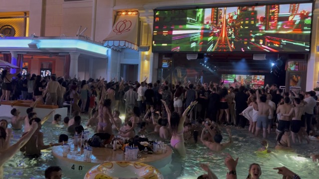 Two Friends performing Clarity