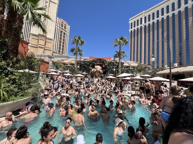 Lots of people in the pool
