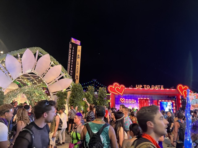 Wedding Chapel and Up to Date game