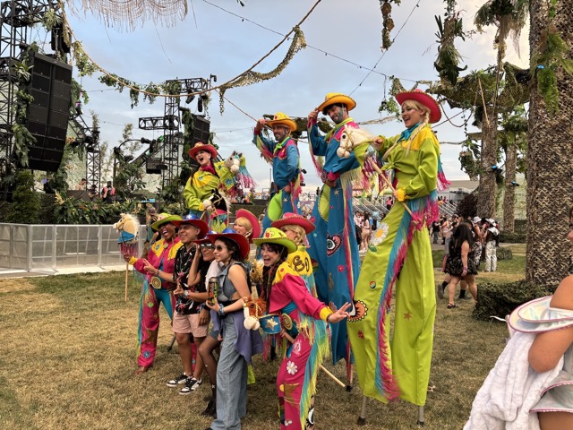The new YeEDC cowboys and cowgirls posing for a picture at the bionicJUNGLE stage