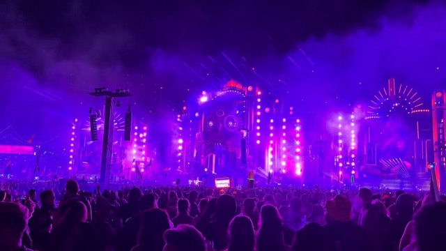 Kaskade remix of Chain of Fools