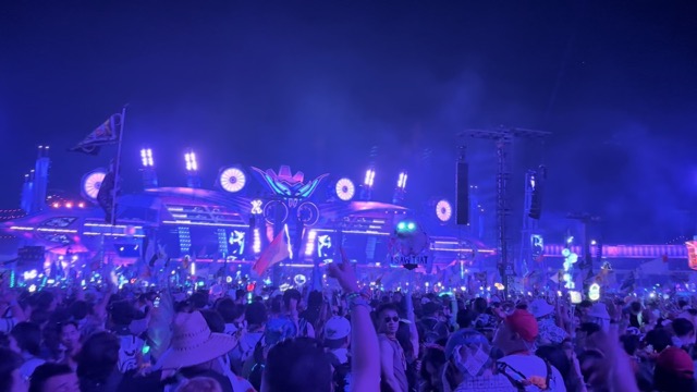 Hardwell's Remix of Applebottom Jeans