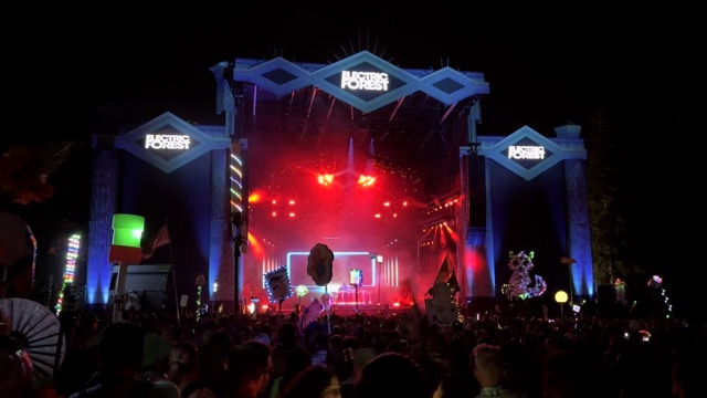 Tiësto performing Now We Are Free