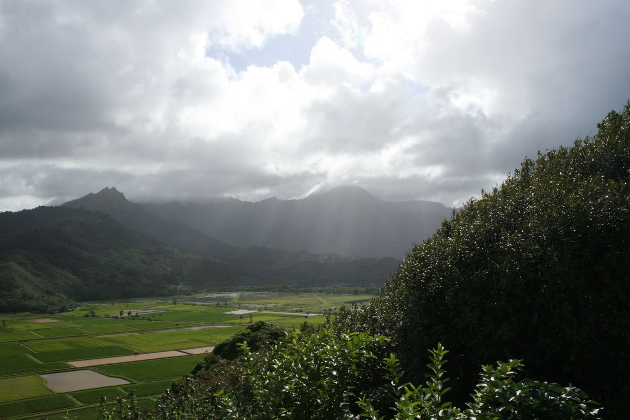 Sunlight shining through the clouds in Hanalei