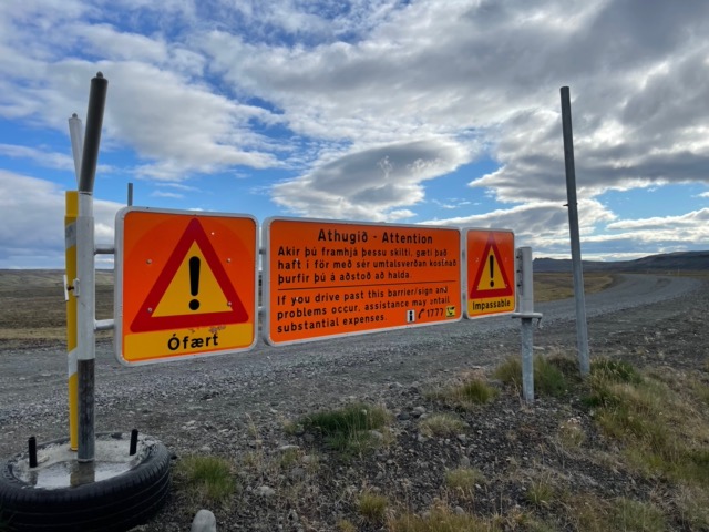 Off-road sign nearby Highway 1 where we stopped to stretch our legs