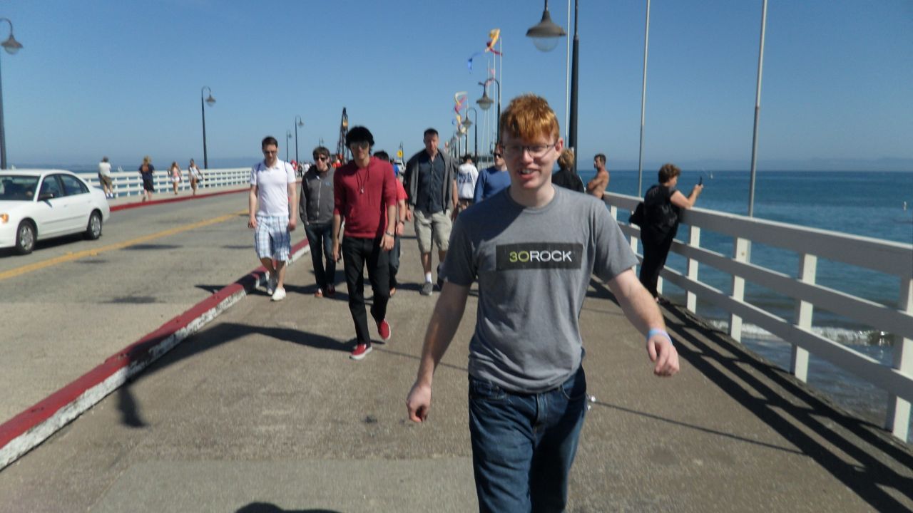 Jaxon leading the crowd