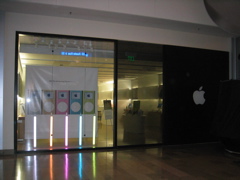 Apple Store Fashion Show