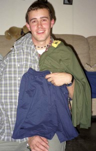 [18-matt-clothes1.jpg]