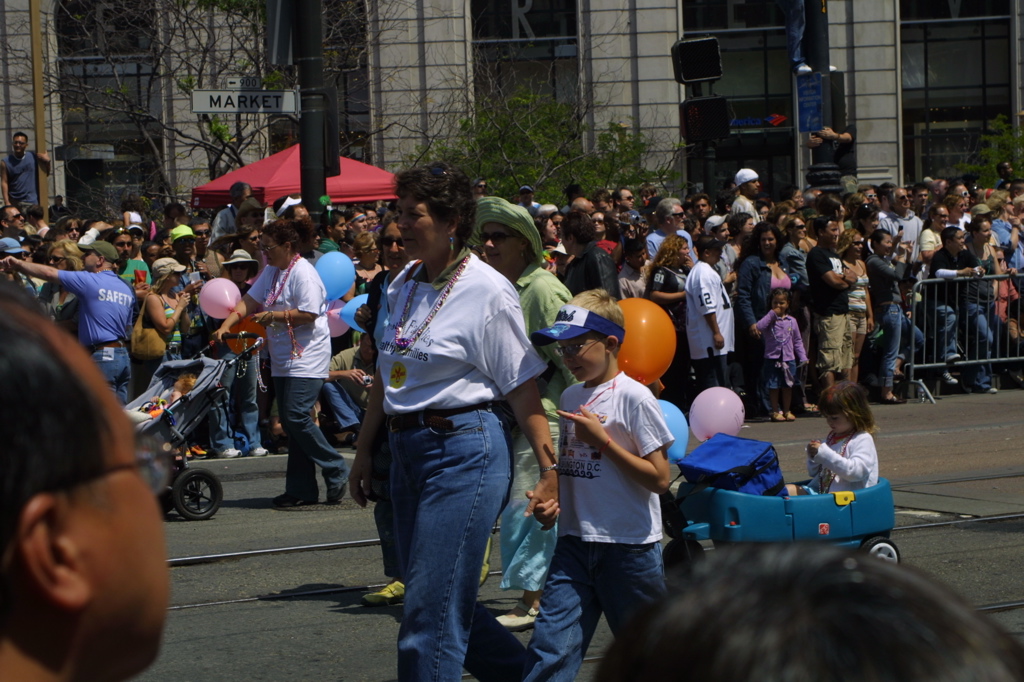 Children of Lesbians And Gays Everywhere (COLAGE)