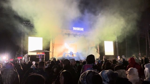 San Holo's lift me from the ground