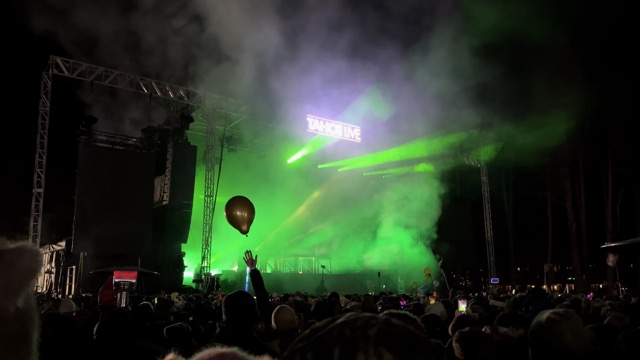 DJ Diesel (Shaquille O'Neal) playing SONG REQUEST by Ray Volpe