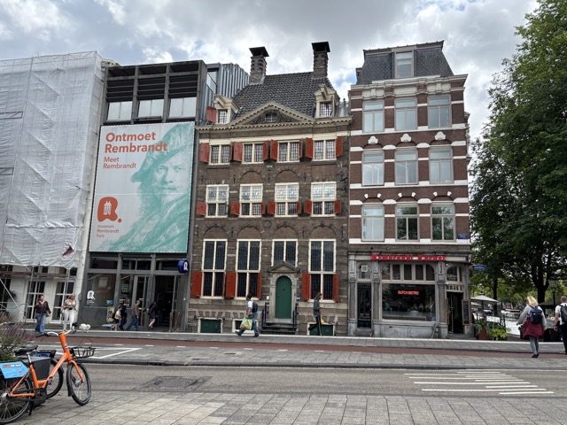Rembrandt Museum and House (to the right of the museum)