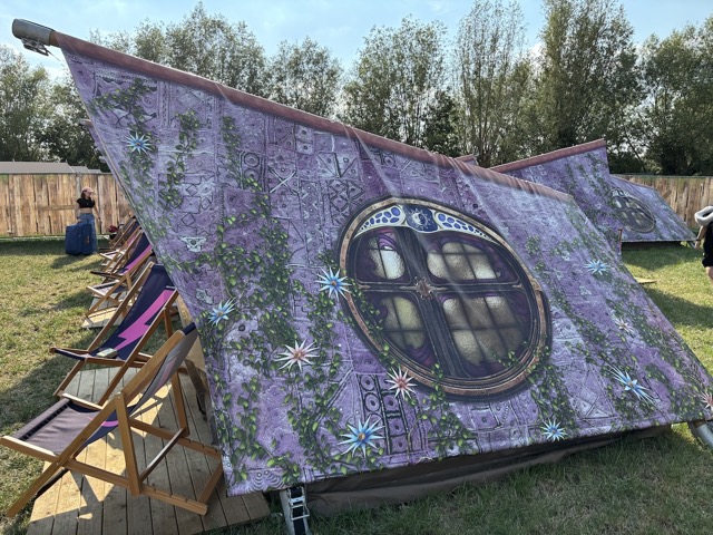 Detail of the side of the very nice tent