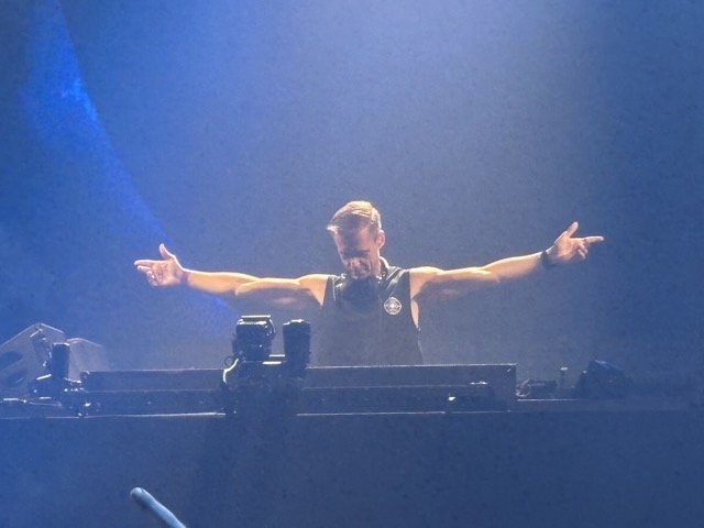 Armin van Buuren is in great shape