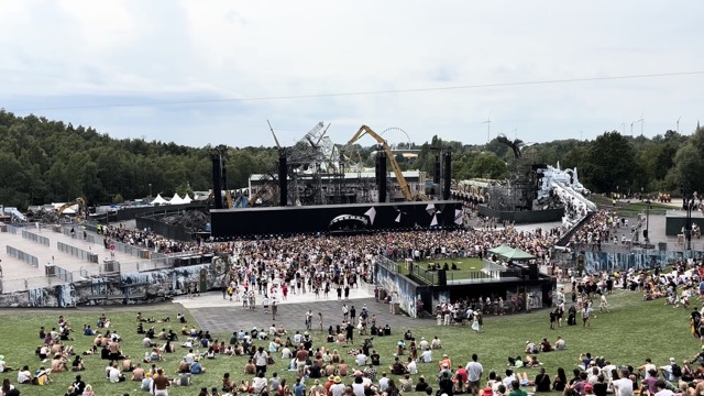 Daybreak set with Charlotte de Witte's The Age Of Love