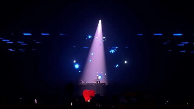 Come on, make some noise!