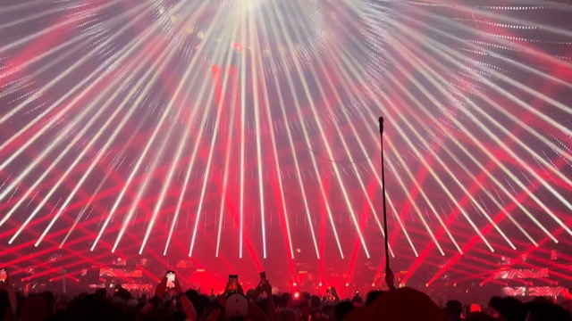 Cool effects in the tent for Aaron Hibell