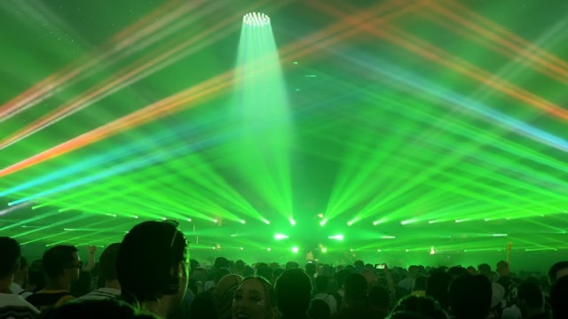 Aaron Hibell performing Infinity 2008 by Black Traffic