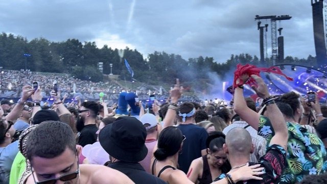 Black Friday (pretty like the sun) by Lost Frequencies & Tom Odell